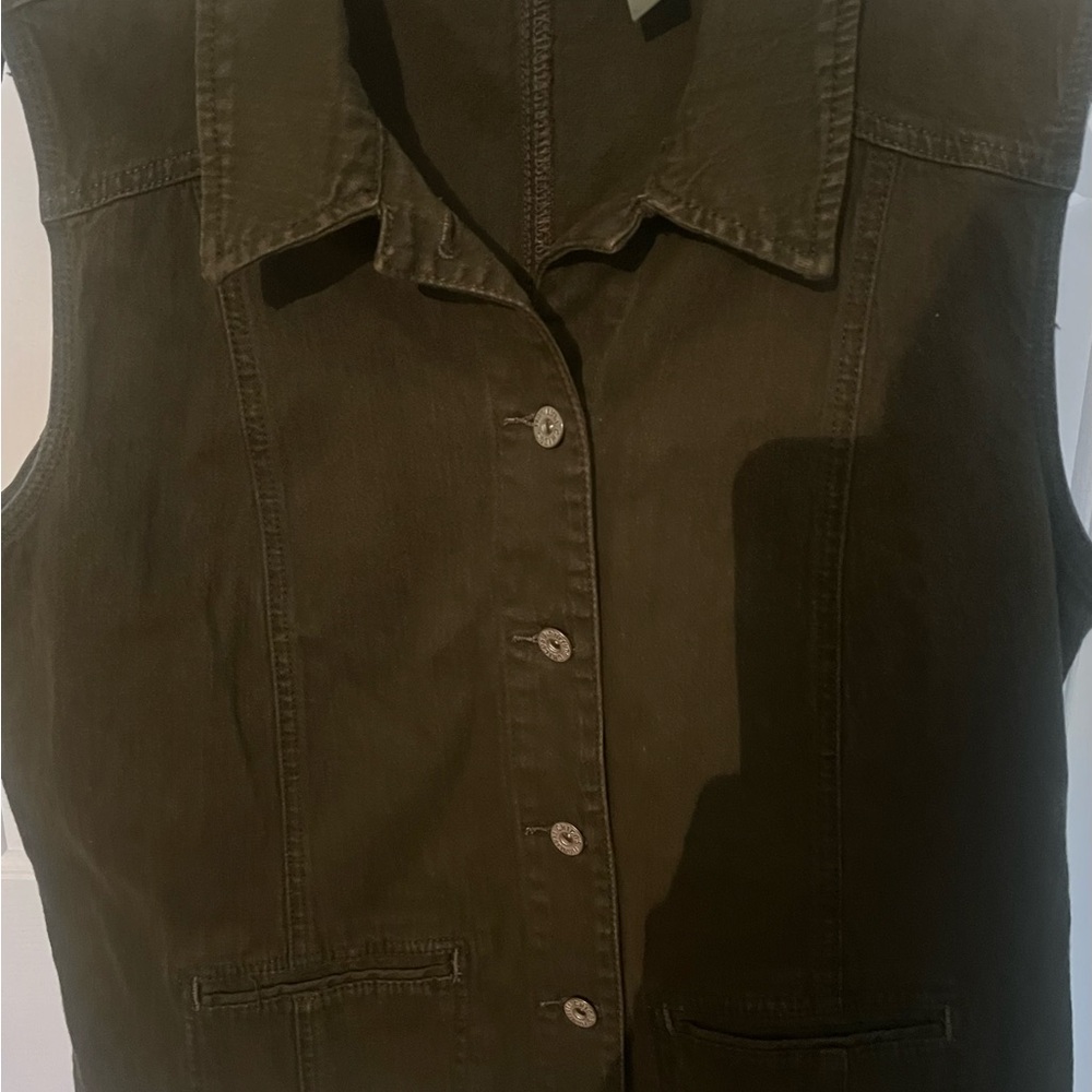 Chico's Platinum Khaki Green Cotton-Blend Vest - Picture 7 of 7